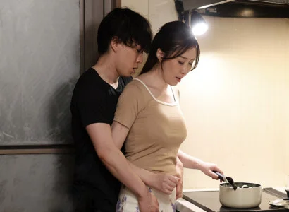 Mẹ kế dâm loạn ân ái cùng con chồng